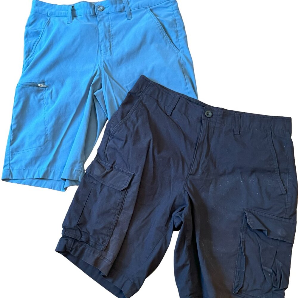 2 Pair Mens Shorts - Size 32 - Very nice!